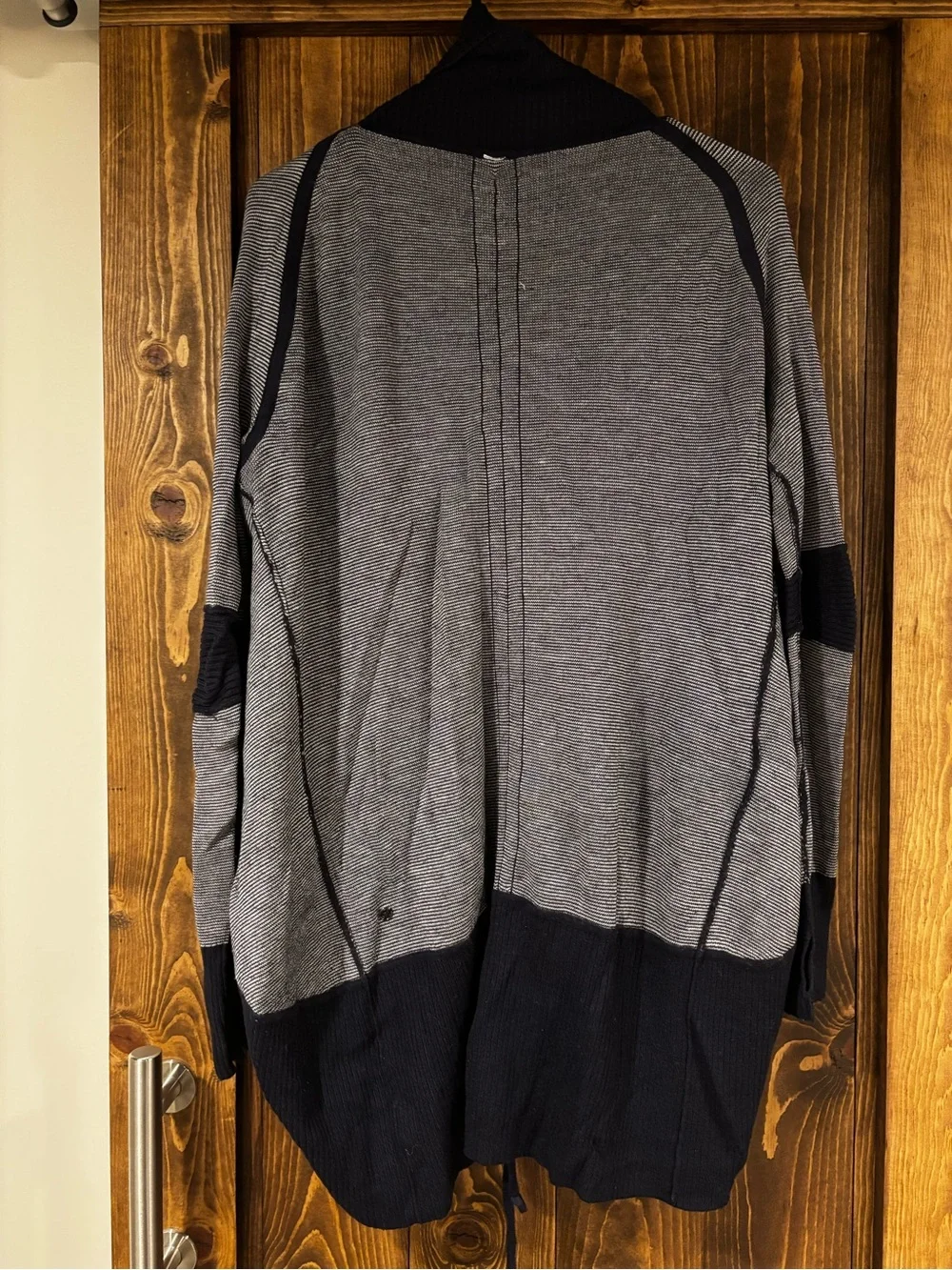 Lululemon Transformation Wrap 10